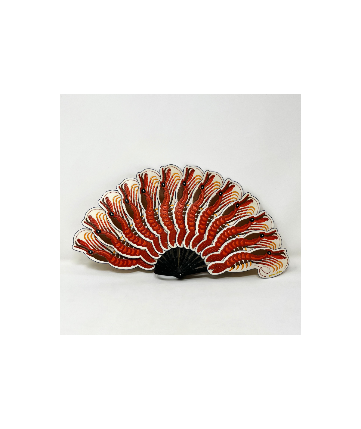 Abanico camarones Pubumésu. Hecho a mano. Anhelo.