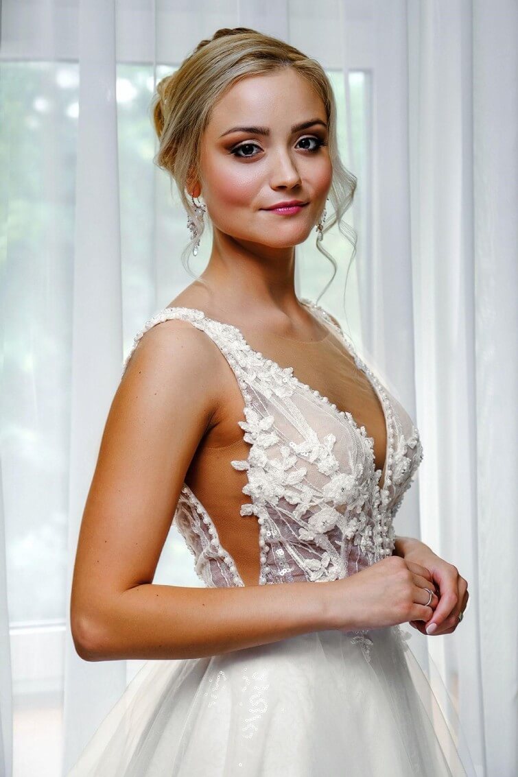 Complementos de novia menos es más