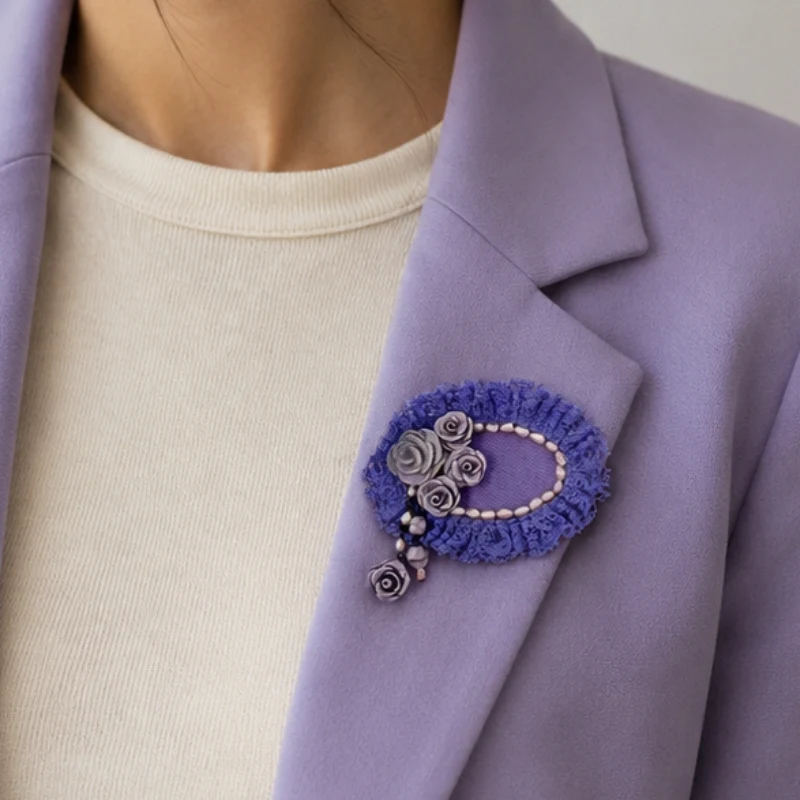 Accesorios en tendencia 2026 - Broche morado | Anhelo 