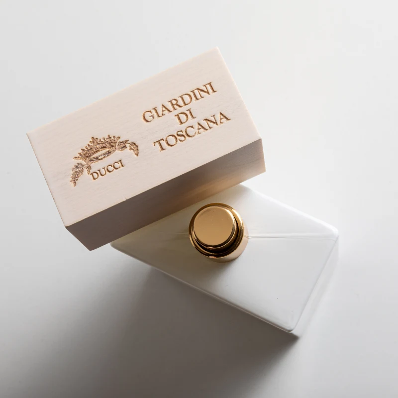 Bianco Latte - Giardini Di Toscana | Anhelo