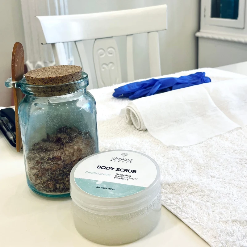 Ideas de regalo para San Valentín - Manicura en nuestra boutique | Anhelo