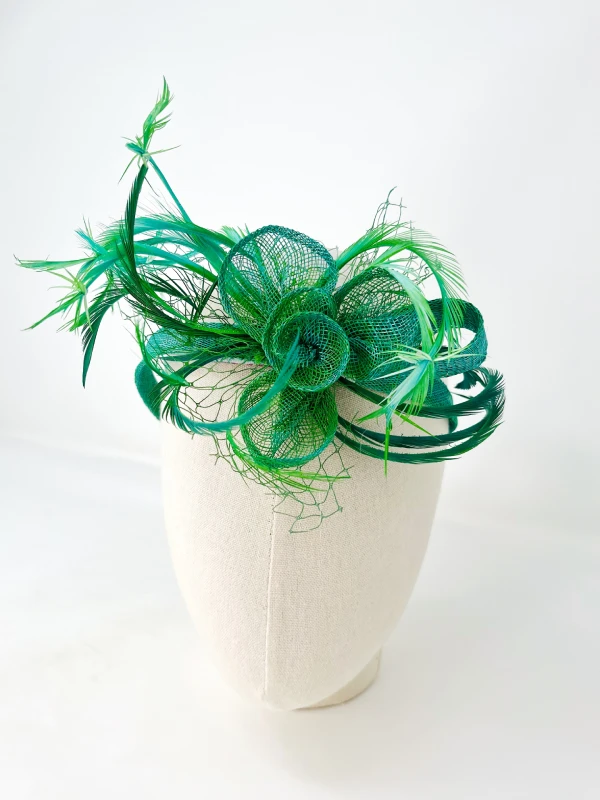 Tocado con plumas verde - Anhelo
