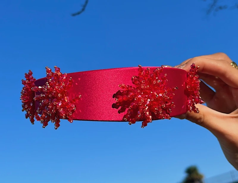 Tocados para vestido rojo - Anhelo